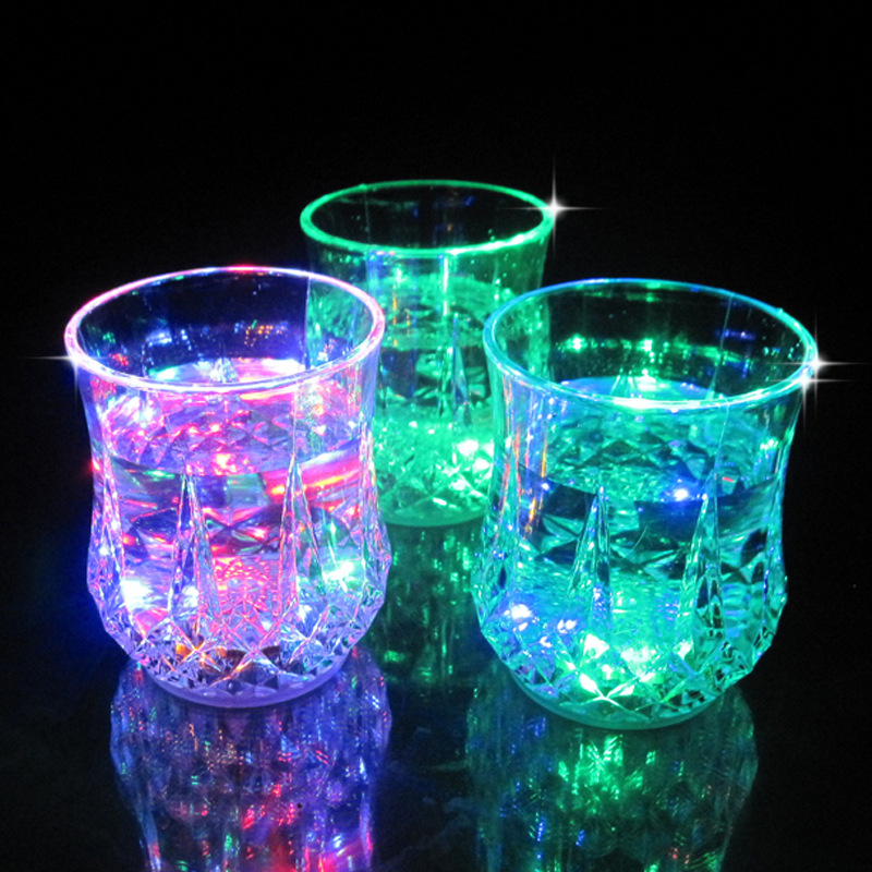 Colorful Luminous Cup Water Activated Light Cup Induction Pineapple Cup KTV Bar Color Changing Beer Steins