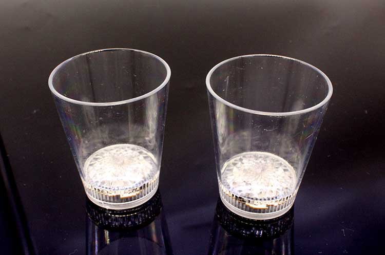 Bar Nightclub KTV Party Aid Road Set 60ml Water-in Light Led Shot Glass Tass Luminous Cup