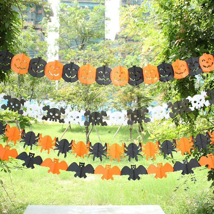 Halloween supplies scene decoration pumpkin bat pirate lantern Halloween paper lantern String flags Halloween supplies scene decoration pumpkin bat pirate lantern Halloween paper lantern String flags