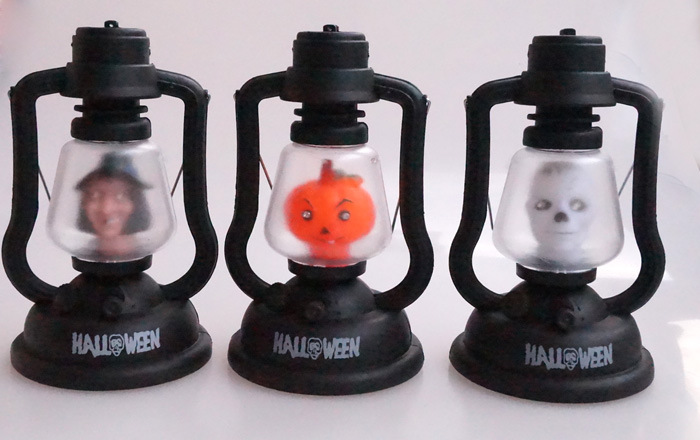 Halloween supplies scene decoration pumpkin bat pirate lantern Halloween paper lantern String flags Halloween supplies scene decoration pumpkin bat pirate lantern Halloween paper lantern String flags