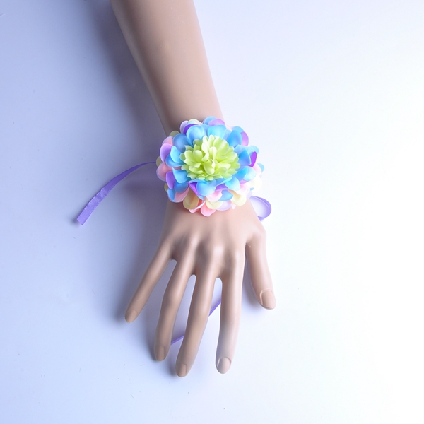 Sisters hands are wrist flower Korean brooch Bride Groom boutonniere bridesmaids flowers