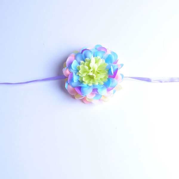 Sisters hands are wrist flower Korean brooch Bride Groom boutonniere bridesmaids flowers
