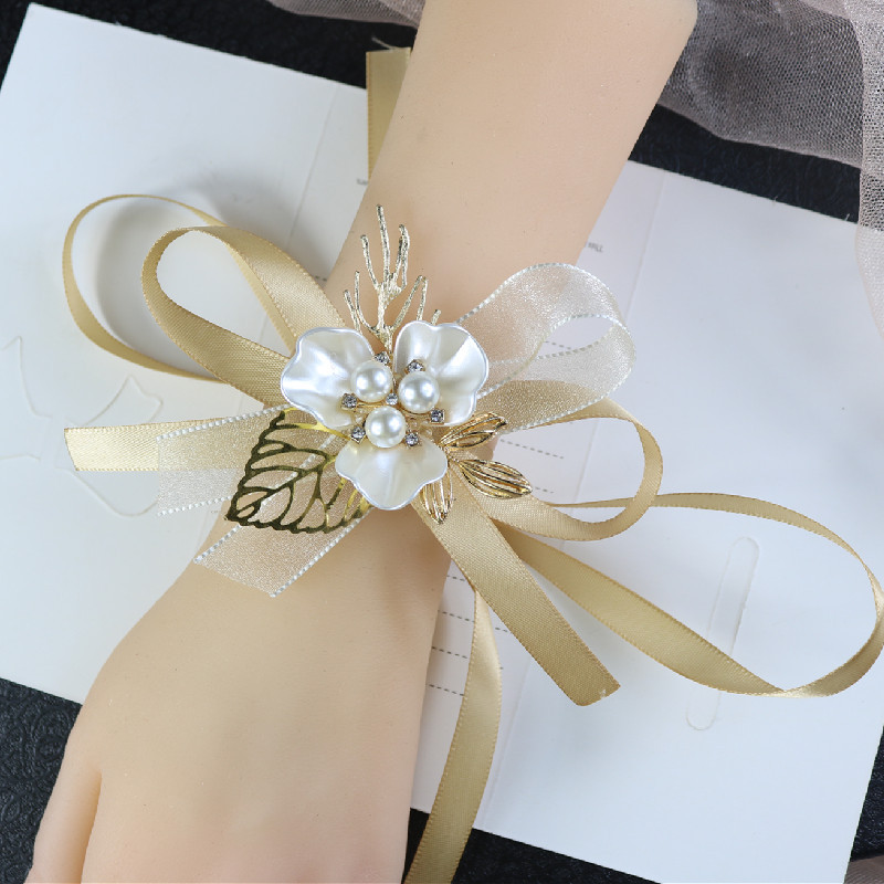 Korean Corsage Wedding Sisters Group Bracelet Flower Bride Handed Flower Bridesmaid Required Wrist Flower Wrist Flowers Korean Corsage Wedding Sisters Group Bracelet Flower Bride Handed Flower Bridesmaid Required Wrist Flower Wrist Flowers