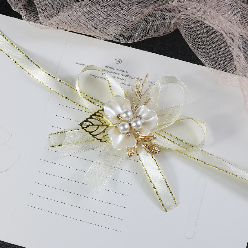 Korean Corsage Wedding Sisters Group Bracelet Flower Bride Handed Flower Bridesmaid Required Wrist Flower Wrist Flowers Korean Corsage Wedding Sisters Group Bracelet Flower Bride Handed Flower Bridesmaid Required Wrist Flower Wrist Flowers