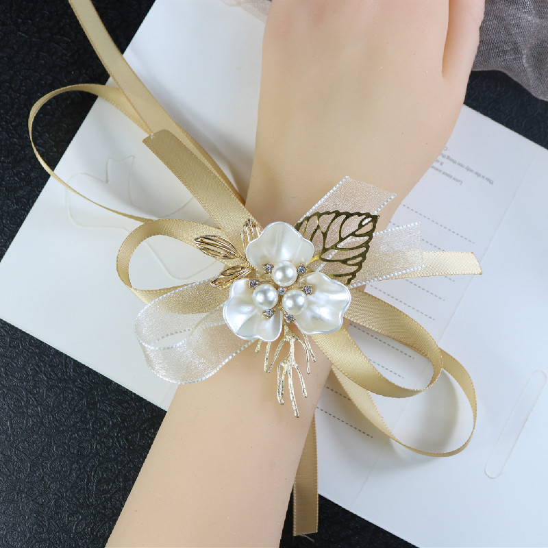 Korean Corsage Wedding Sisters Group Bracelet Flower Bride Handed Flower Bridesmaid Required Wrist Flower Wrist Flowers Korean Corsage Wedding Sisters Group Bracelet Flower Bride Handed Flower Bridesmaid Required Wrist Flower Wrist Flowers