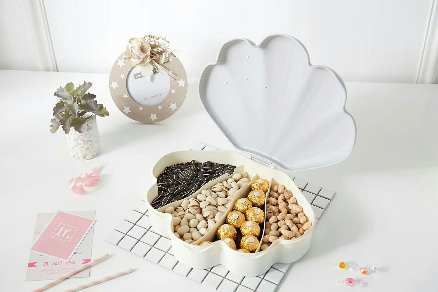 J06-6160 Multi-functional shell fruit box nut box candy box snacks box J06-6160 Multi-functional shell fruit box nut box candy box snacks box