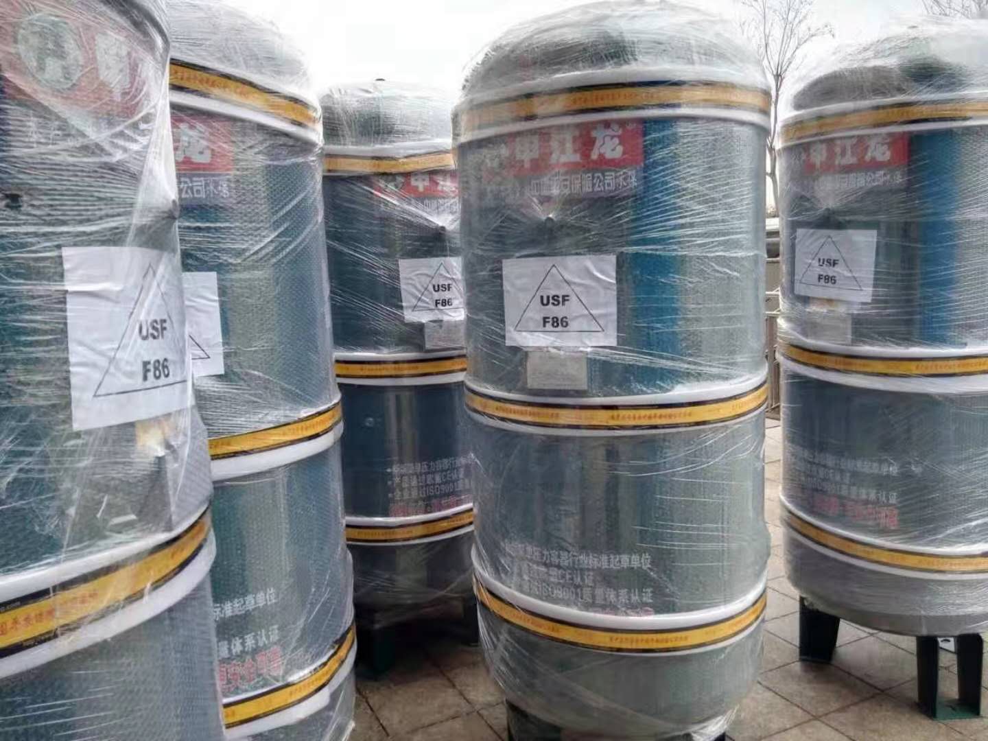 air tank      Air cooler  The filter      30KW air compressor      Refrigerated dryer