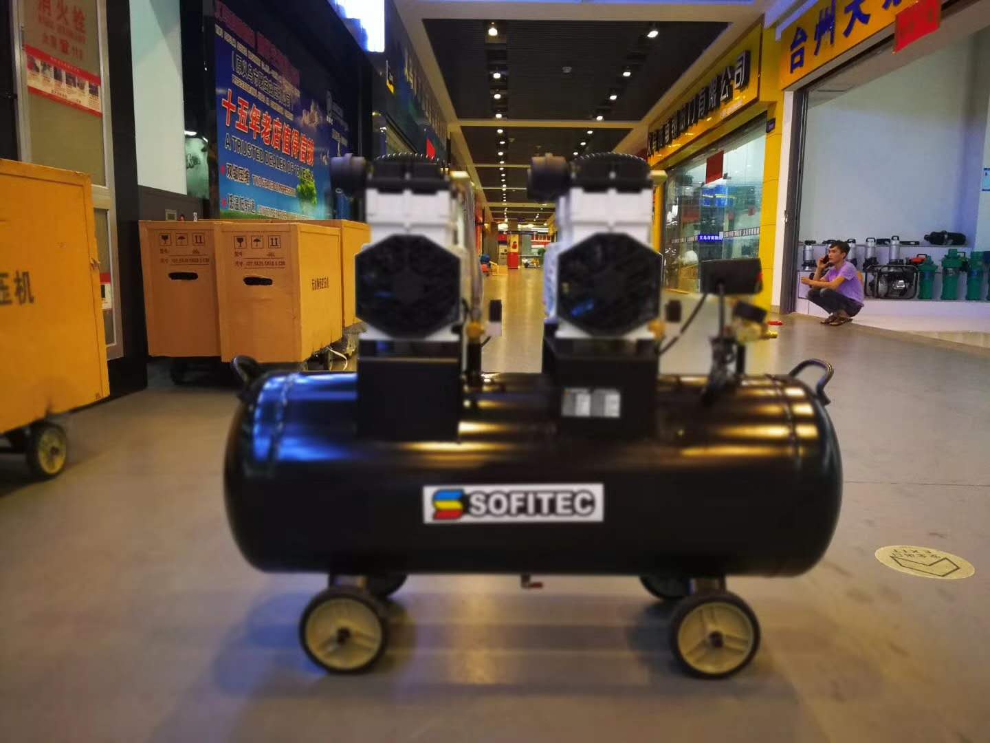 air tank      Air cooler  The filter      30KW air compressor      Refrigerated dryer