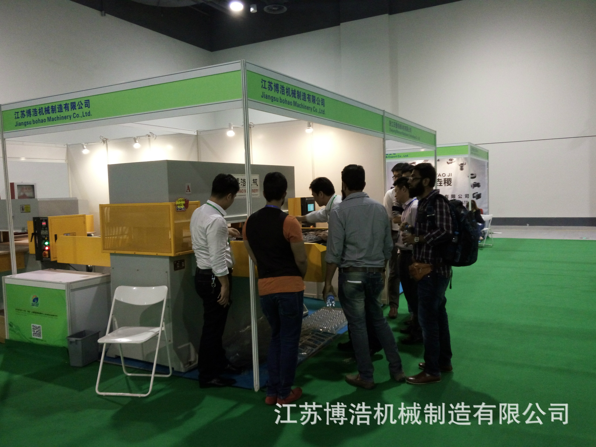 Manufacturers direct pearl cotton sponge packaging blister packaging industry blanking machine cutting machine