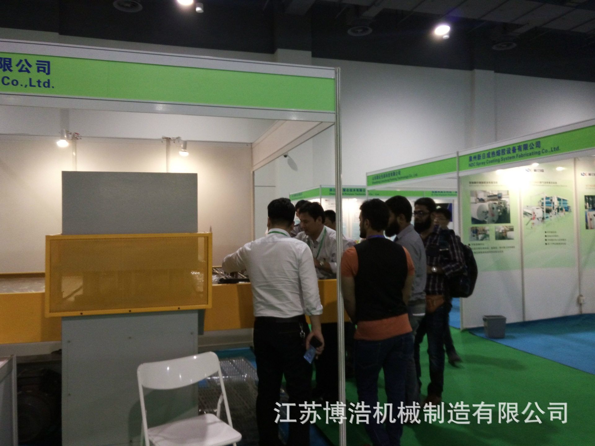Manufacturers direct pearl cotton sponge packaging blister packaging industry blanking machine cutting machine