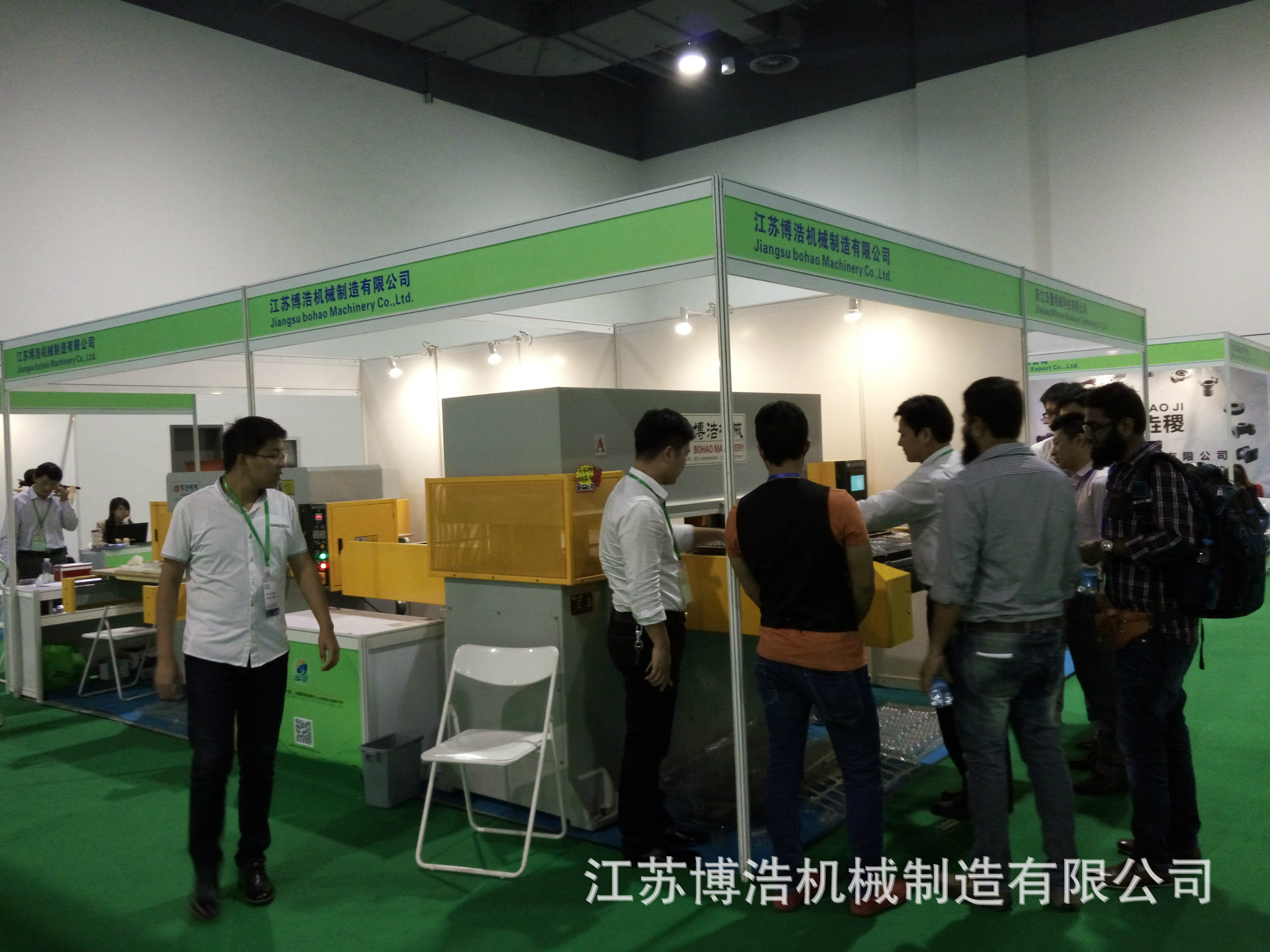 Manufacturers direct pearl cotton sponge packaging blister packaging industry blanking machine cutting machine