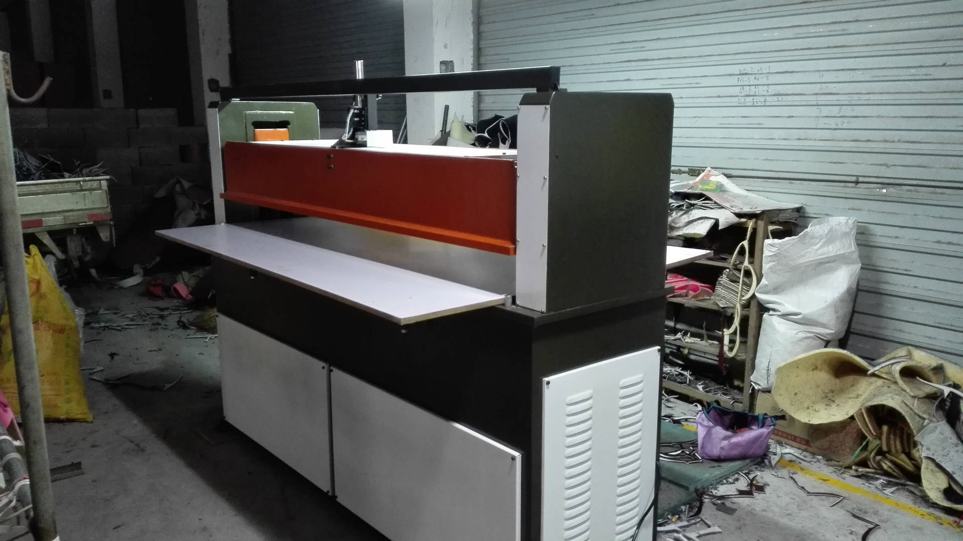 Supply parts relate CNC cutting machine mask 1000 impeller sandpaper \&#034;insole flat bean machine