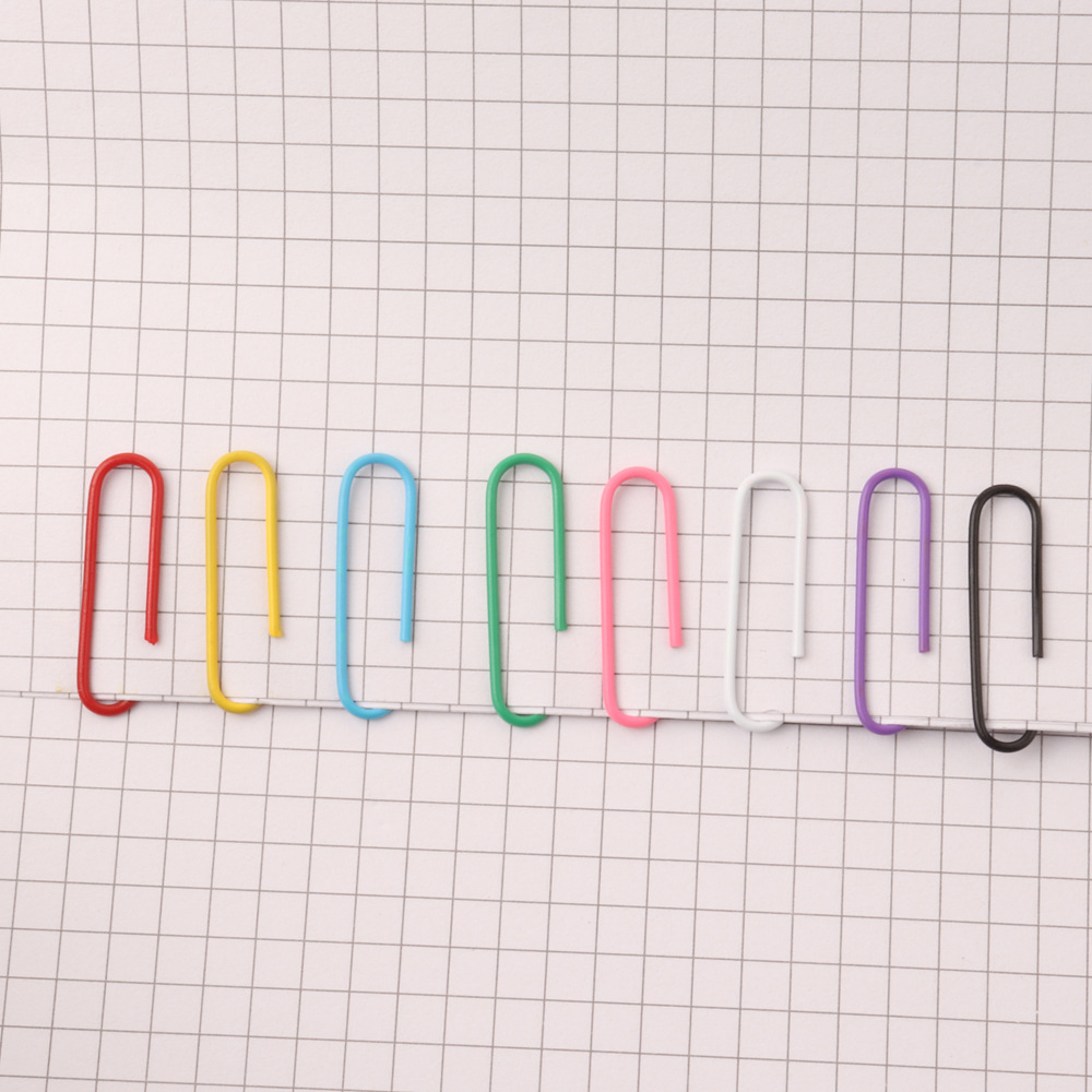 Green cartoon paper clip plastic paper clip color paper clip 28mm