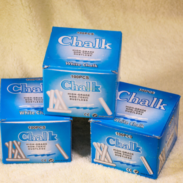 Independent production of environmentally clean white chalk factory 100 pieces of chalk Independent production of environmentally clean white chalk factory 100 pieces of chalk