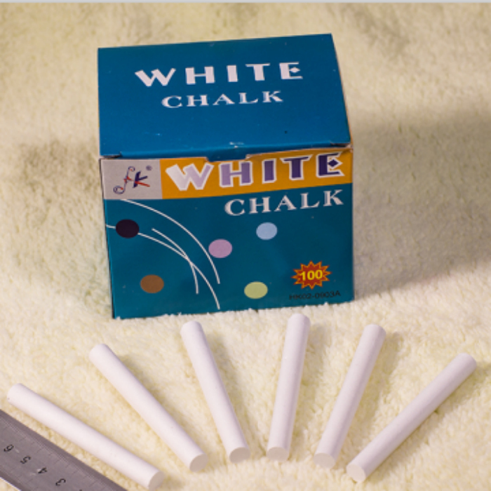 Dust-free dash 100 school teachers stationery box of white chalk Dust-free dash 100 school teachers stationery box of white chalk