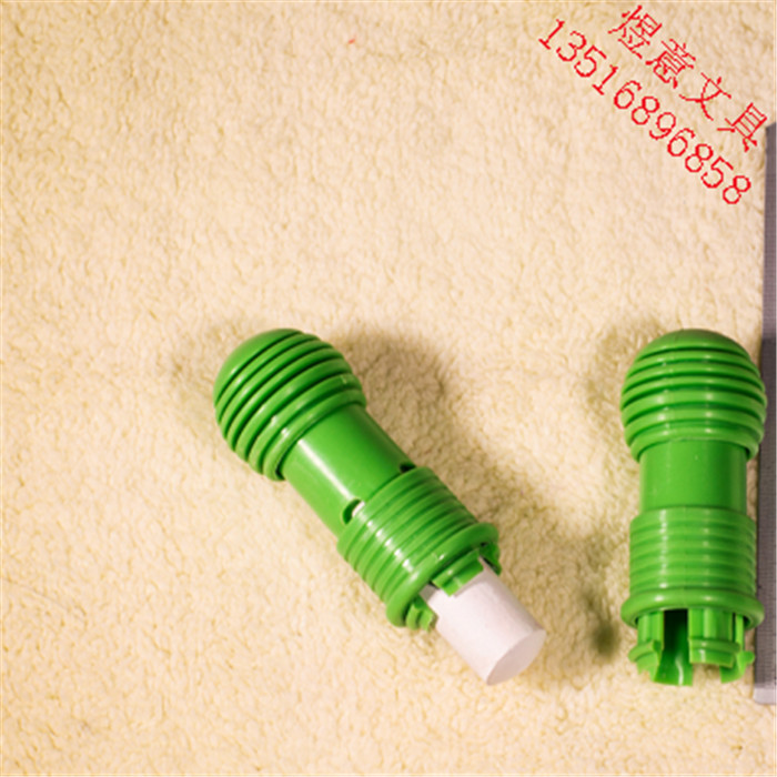 New green left the rough chalk chalk holder