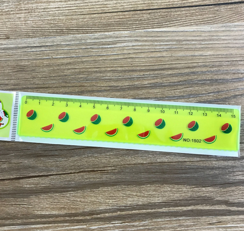 Factory direct sales fruit ruler wholesale cartoon mini plastic measuring ruler 15cm math class learning supplies