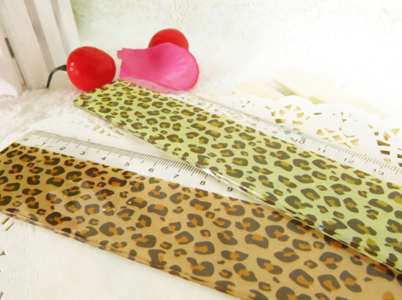 Korea creative stationery leopard print width version of thick ruler 20cm student office supplies Korea creative stationery leopard print width version of thick ruler 20cm student office supplies