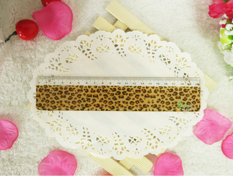 Korea creative stationery leopard print width version of thick ruler 20cm student office supplies Korea creative stationery leopard print width version of thick ruler 20cm student office supplies