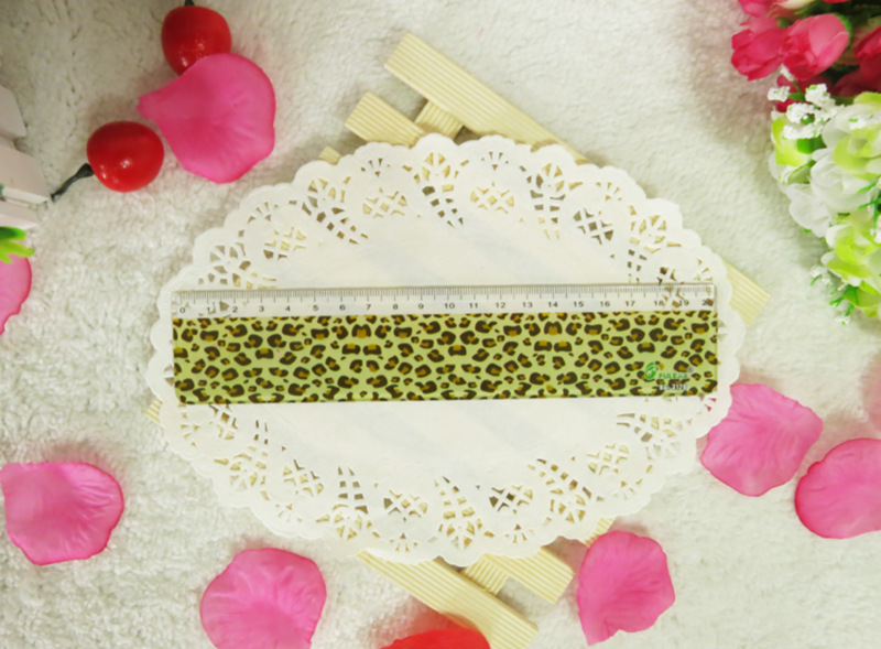 Korea creative stationery leopard print width version of thick ruler 20cm student office supplies Korea creative stationery leopard print width version of thick ruler 20cm student office supplies