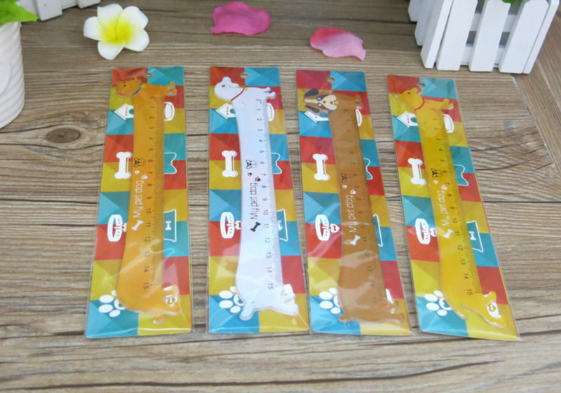 Korean cartoon dog style ruler 15CM middle and primary school students learning supplies plastic ruler wholesale Korean cartoon dog style ruler 15CM middle and primary school students learning supplies plastic ruler wholesale
