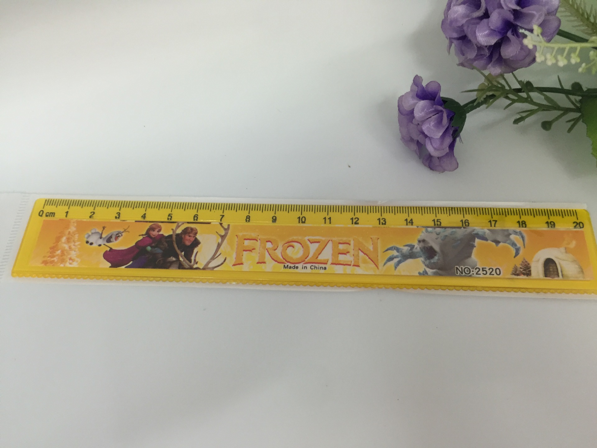 Cartoon creative ruler wave ruler wholesale student supplies 20cm measurement ruler manufacturers direct marketing Cartoon creative ruler wave ruler wholesale student supplies 20cm measurement ruler manufacturers direct marketing