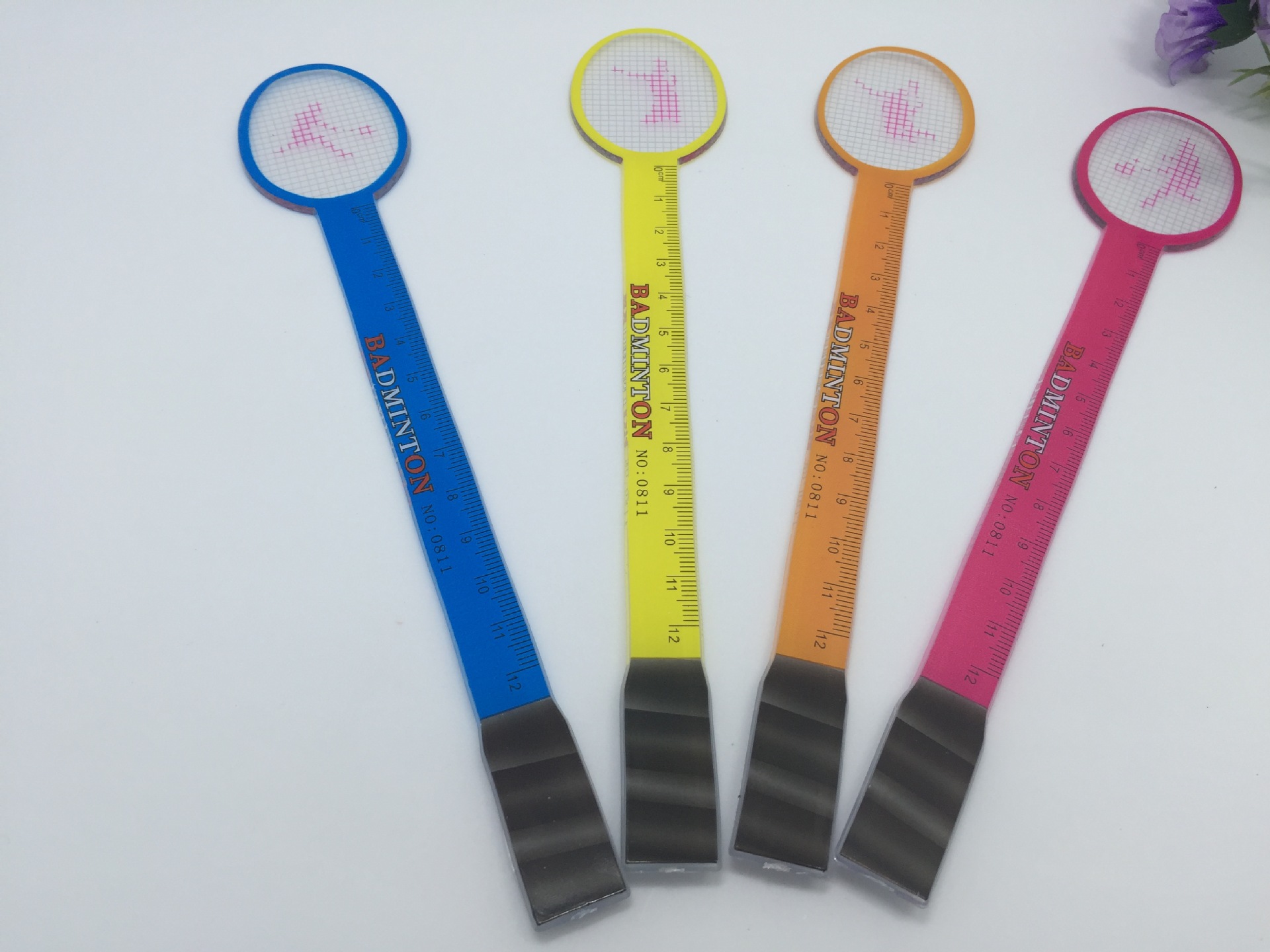 Factory direct creative badminton modeling feet cartoon mini ruler 12cm math class measurement ruler wholesale Factory direct creative badminton modeling feet cartoon mini ruler 12cm math class measurement ruler wholesale