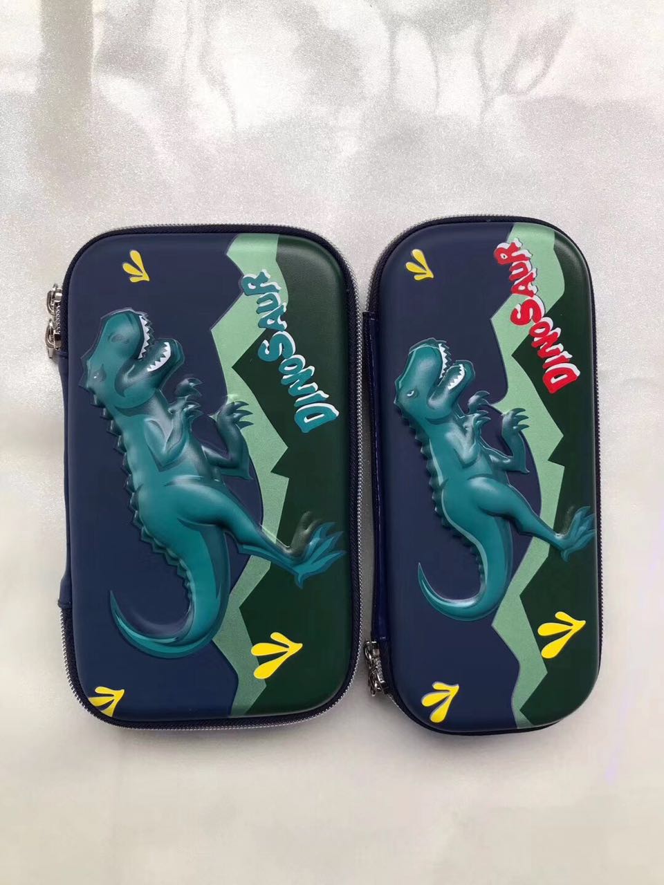 New 3D cartoon multi-design pen bag primary and secondary school stationery bag