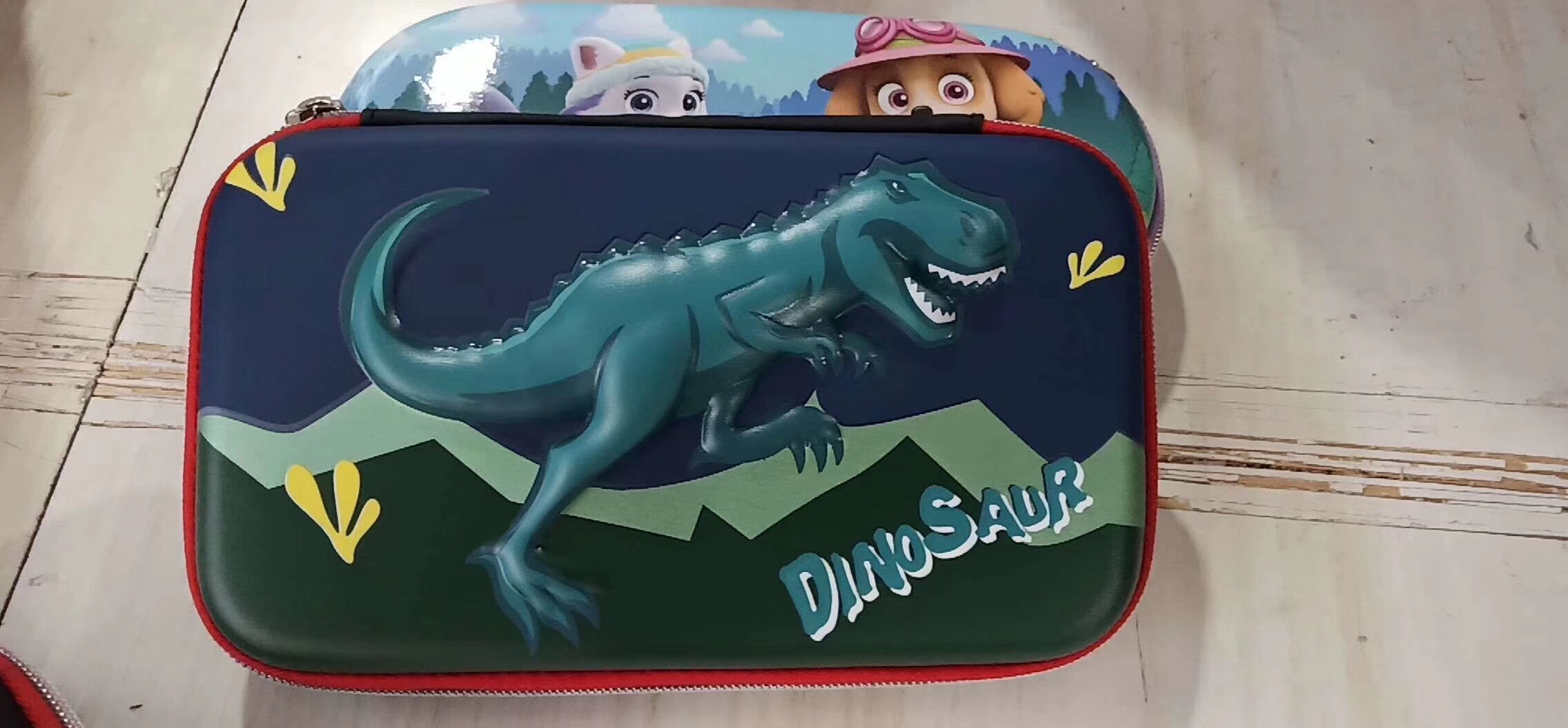New 3D cartoon multi-design pen bag primary and secondary school stationery bag