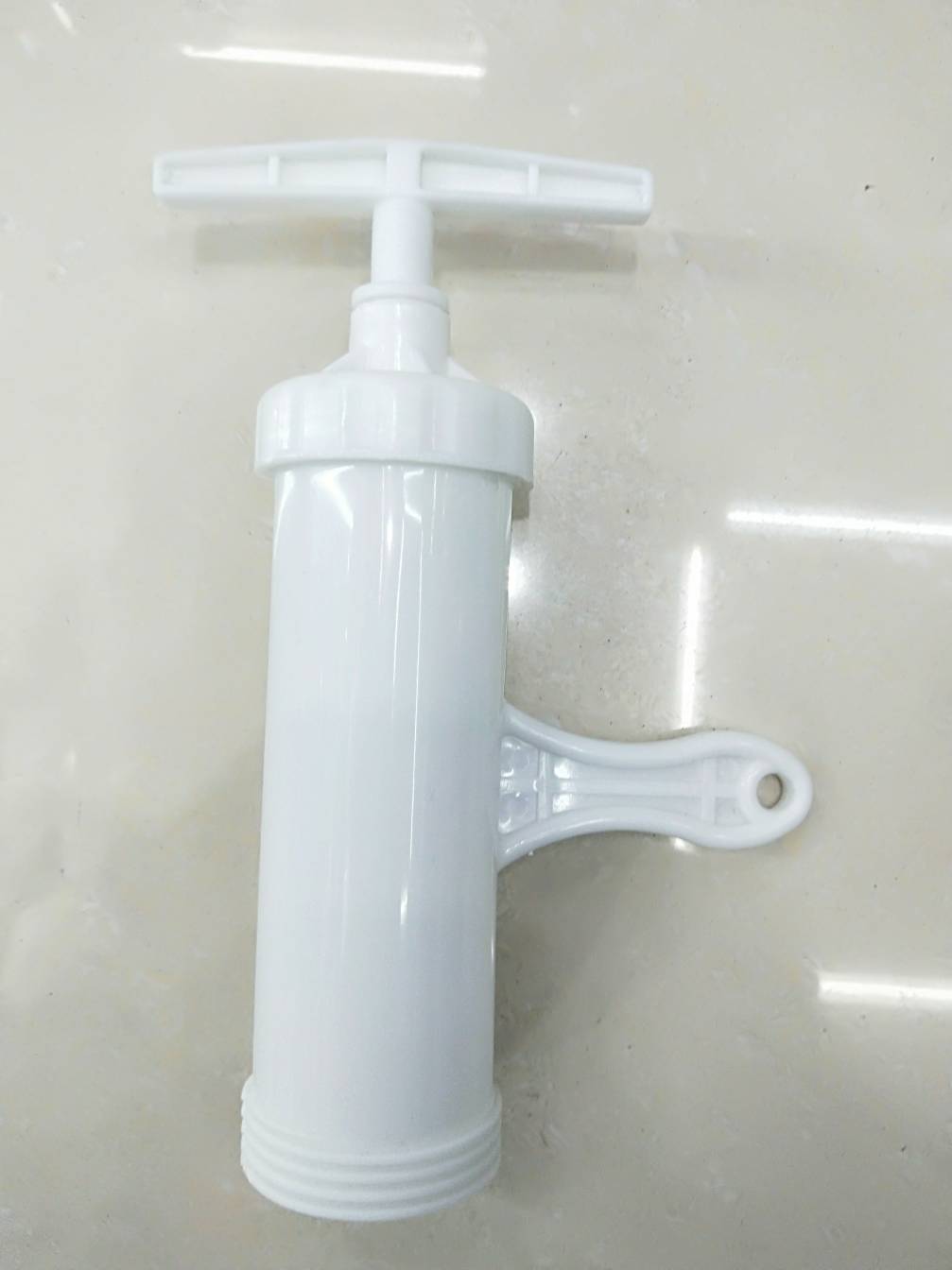 8-piece household noodle extruder manual noodle machine kitchen mini noodle press manual noodle machine