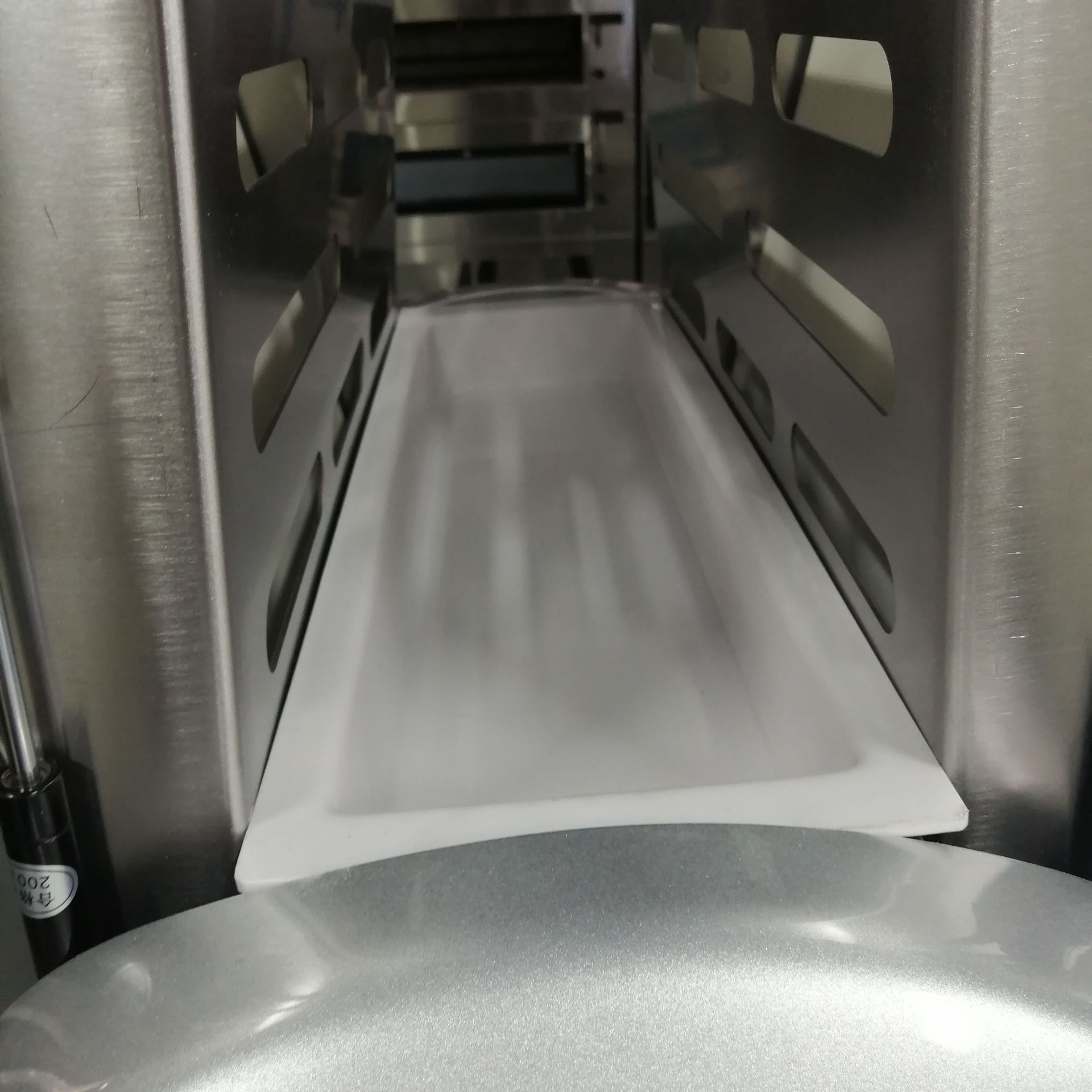 Vertical Danish Dough Commercial Pastry Equipment Dough Crisp Cutting Machine Dough Sheeter Noodle Press