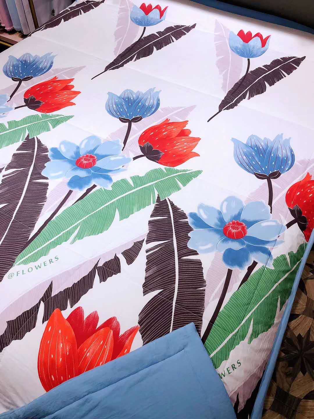 WeChat New Cotton Cotton Summer Blanket Airable Cover Summer Summer Thin Duvet Gift Quilt One Piece Dropshipping WeChat New Cotton Cotton Summer Blanket Airable Cover Summer Summer Thin Duvet Gift Quilt One Piece Dropshipping