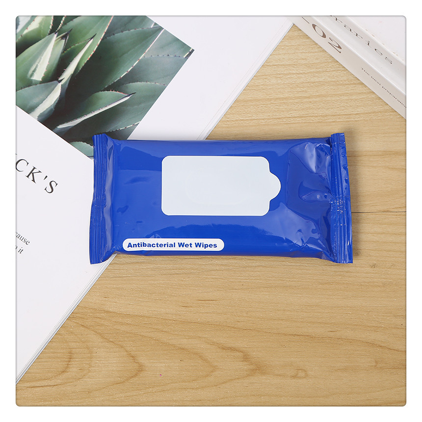10pcs 99.99% antibacterial wipes, the disposable non - woven wipes, small bag portable portable wipes