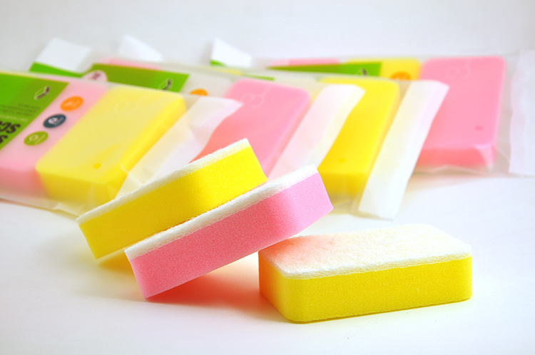 Sunday high temperature resistant sponge 3PCS white yellow white washing dishes in the kitchen cleaning products Sunday high temperature resistant sponge 3PCS white yellow white washing dishes in the kitchen cleaning products