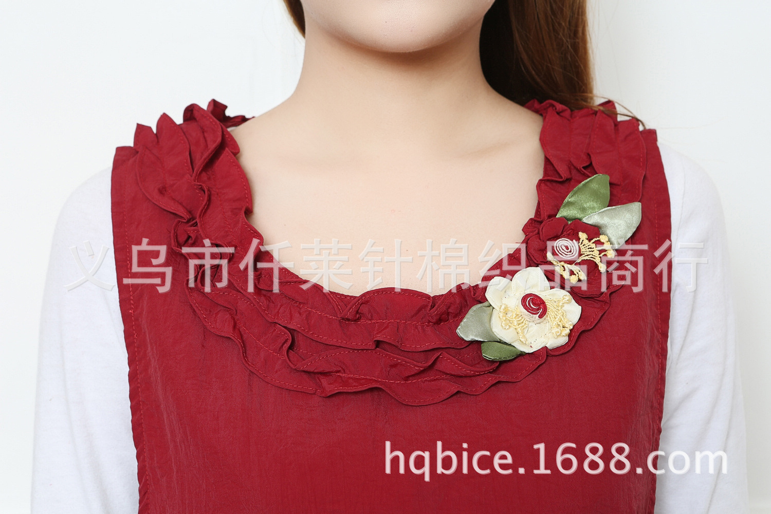 Korean checking decorative small doll, waterproof sleeveless apron sleeveless blouse
