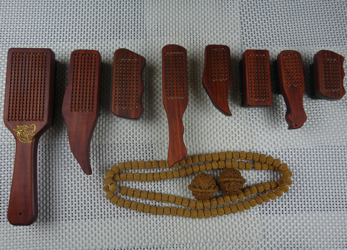 Wholesale Purple Sandalwood Wooden Handle Hand Brush Rhinoceros Horn Rudraksha Walnut clean brush Wholesale Purple Sandalwood Wooden Handle Hand Brush Rhinoceros Horn Rudraksha Walnut clean brush