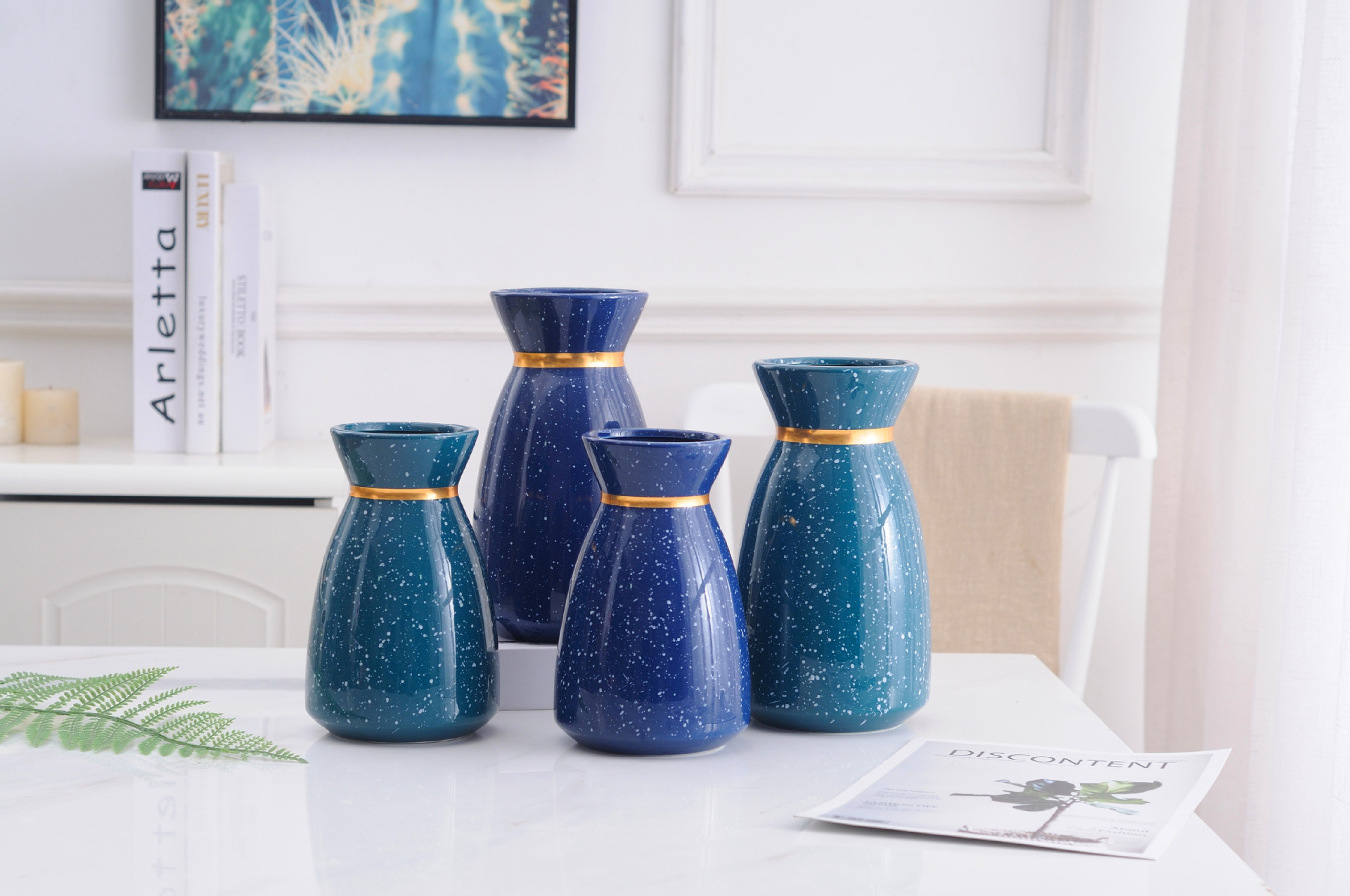 Simple Modern Simple light luxury wind Blue and Blue gold Vase flower ware Household soft decorative arts and crafts Simple Modern Simple light luxury wind Blue and Blue gold Vase flower ware Household soft decorative arts and crafts