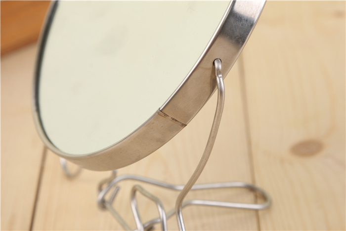Folding portable desktop makeup mirror European double-sided cute round high-definition dressing mirror Folding portable desktop makeup mirror European double-sided cute round high-definition dressing mirror