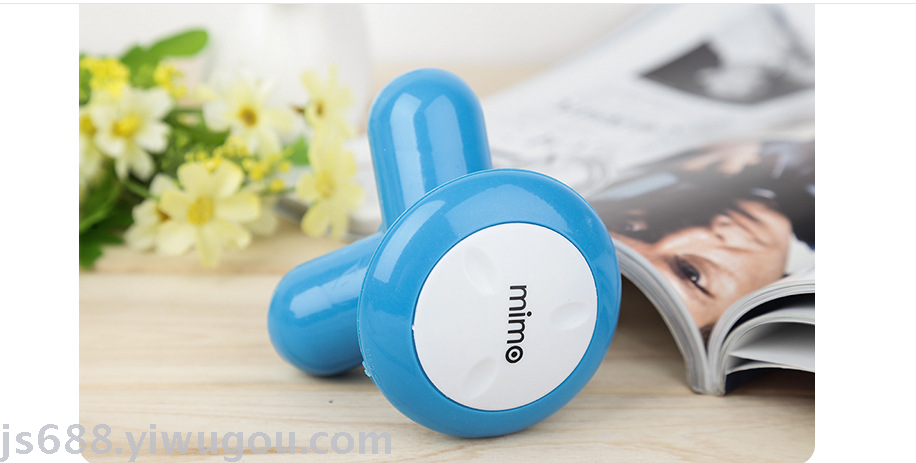 USB Massager mini triangle three Foot Massager, mini Massager, mini Massager