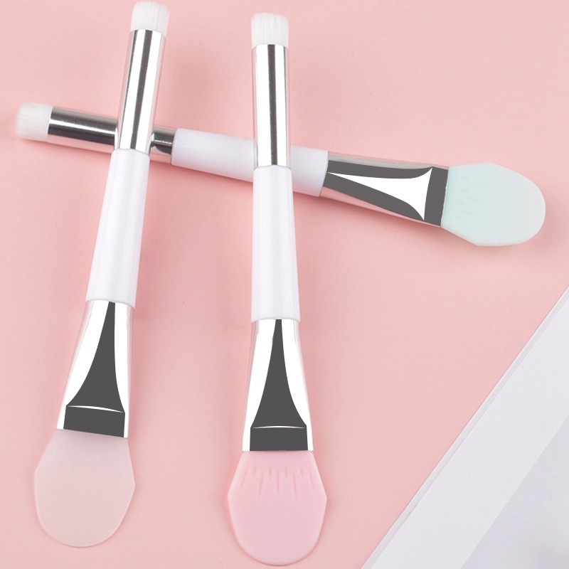 Internet Famous Recommended Silicone Facial Mask Brush Dual Head DualUse Soft Hair Makeup Brush Beauty Beauty Tools