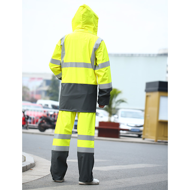 Creative new style PVC traffic safety reflective adult raincoat suit yiwu manufacturer customized wholesale