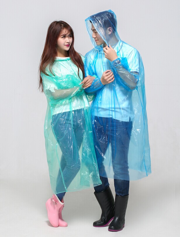 Ultra low price PE disposable raincoat pullover type portable adult raincoat outdoor portable travel raincoat wholesale Ultra low price PE disposable raincoat pullover type portable adult raincoat outdoor portable travel raincoat wholesale