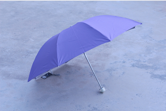 can print the LOGO customized folding shade umbrella folding umbrella can print the LOGO customized folding shade umbrella folding umbrella