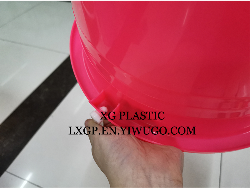 fashion bucket plastic bucket round water storage bucket blue green pink laundry bucket candy color bucket with handle fashion bucket plastic bucket round water storage bucket blue green pink laundry bucket candy color bucket with handle