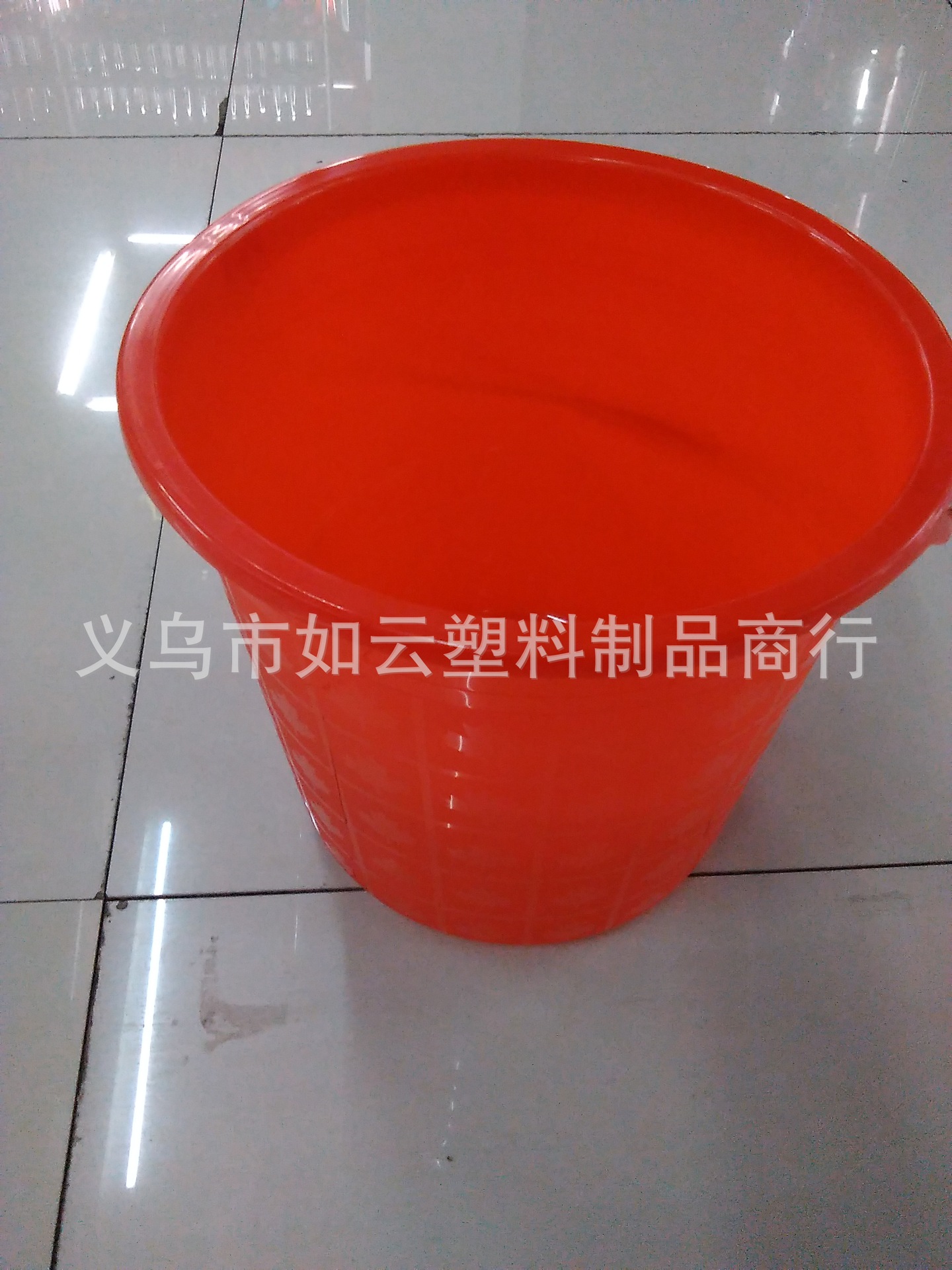 Wholesale Supply Plastic Bucket 07-08 Fan Leaf Bucket Bucket 9.9 Yuan Exclusive Sale