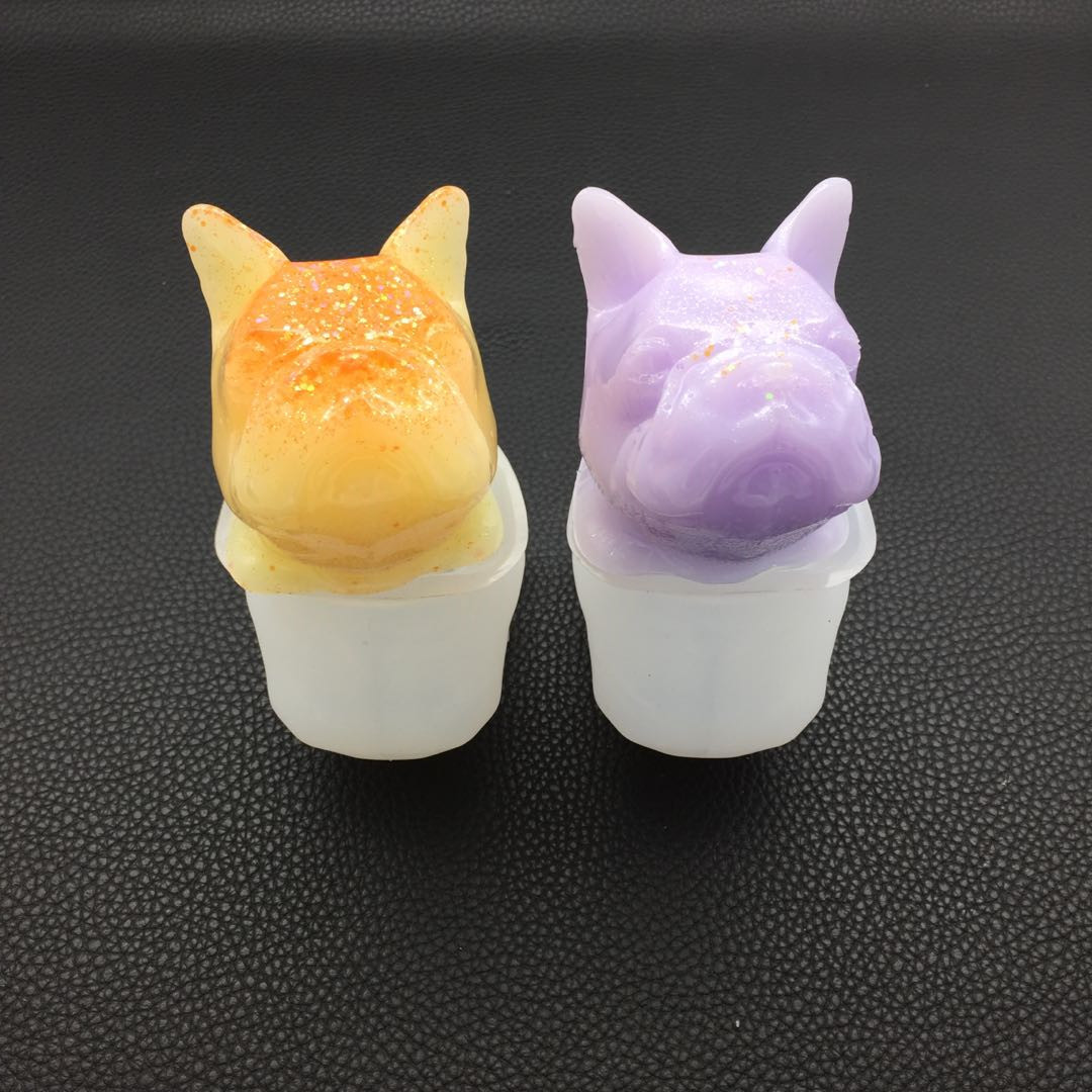 DIY crystal drop plastic bucket three-dimensional dog head mold car aromatherapy gesso incense high mirror baking hand