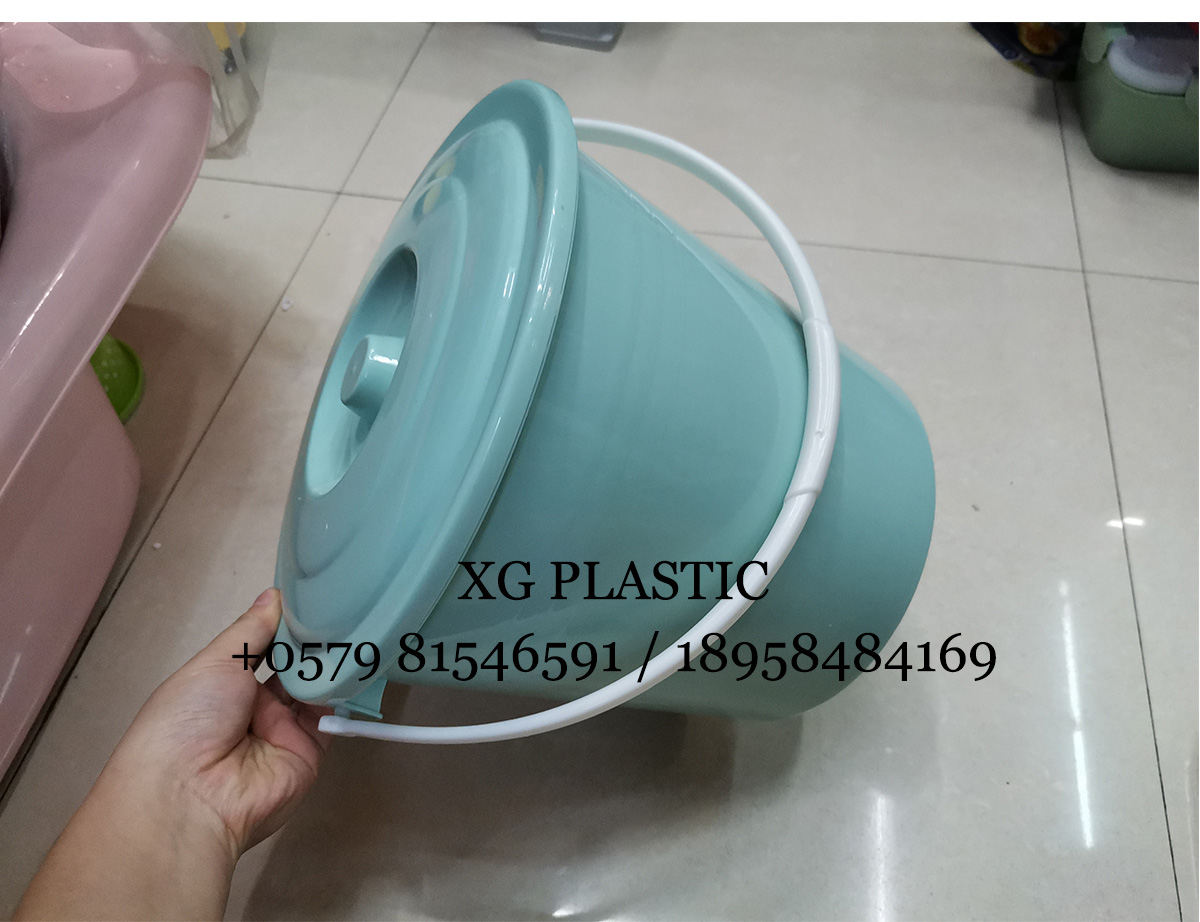 8 Liter water bucket plastic bucket with lid simple style household water storage bucket portable round shape bucket
