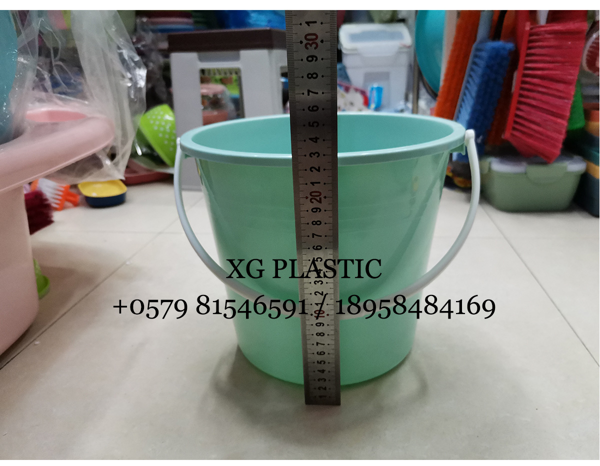 8 Liter water bucket plastic bucket with lid simple style household water storage bucket portable round shape bucket