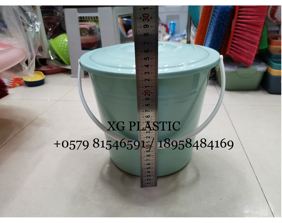 8 Liter water bucket plastic bucket with lid simple style household water storage bucket portable round shape bucket