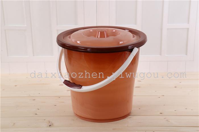 Plastic bucket high imitation jade bucket hand bucket with cover bucket.